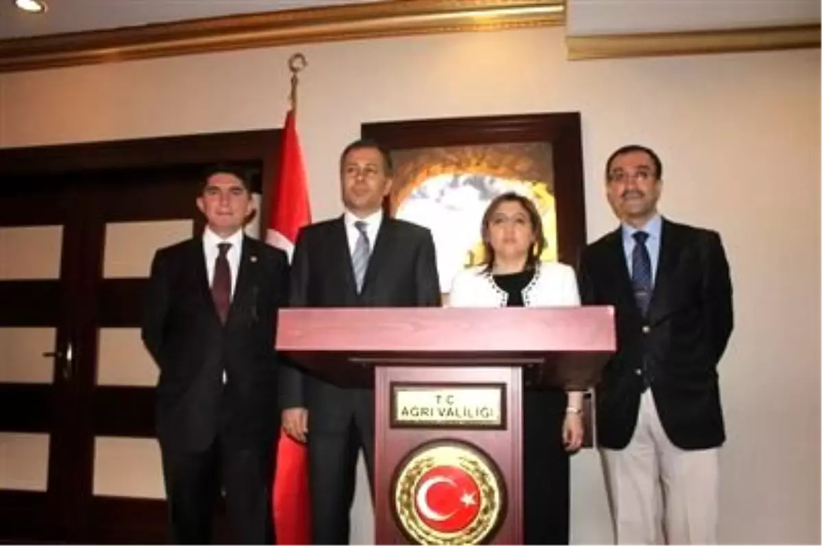 Aile ve Sosyal Politikalar Bakanı Fatma Şahin Ağrı\'da