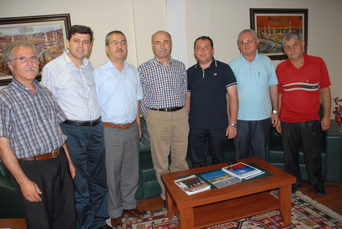 AK Parti\'li Boğa Fethiye\'de Ziyaretlerde Bulundu