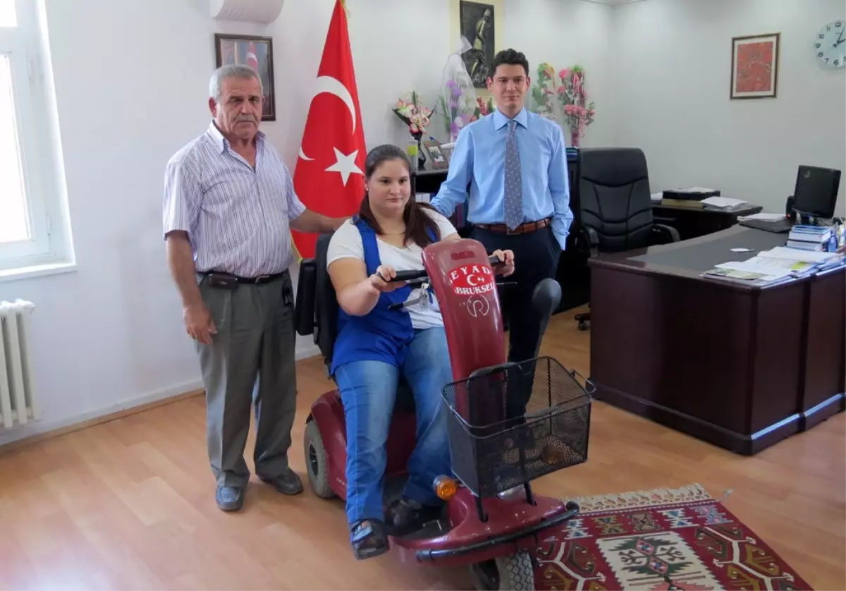 Akülü Araçlar İhtiyaç Sahiplerine Dağıtılıyor