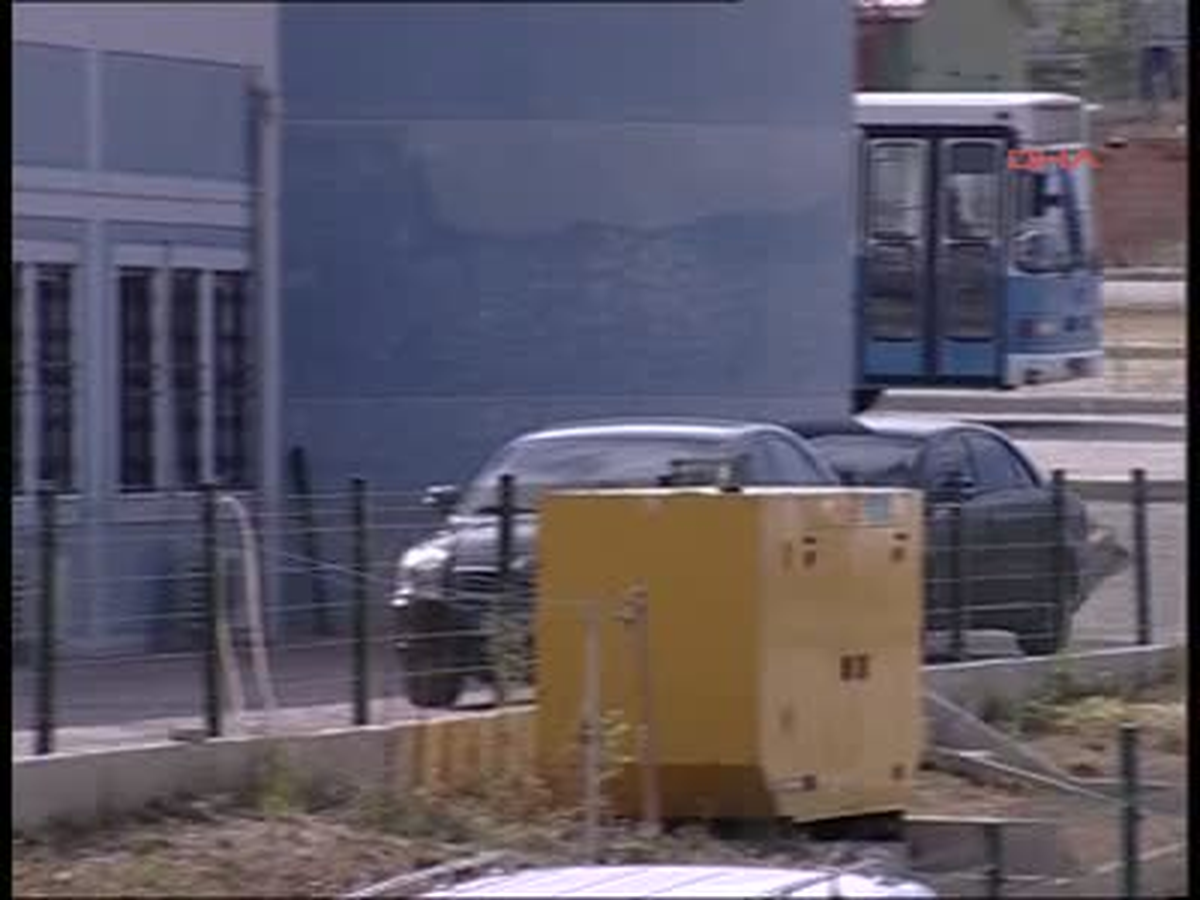 Hilmi Özkök, Silivri Cezaevi\'ne Geldi