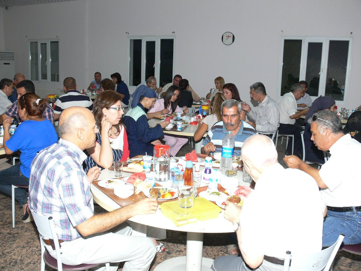 Kaymakam Demirezer Söke Huzurevi Sakinlerini Ağırladı
