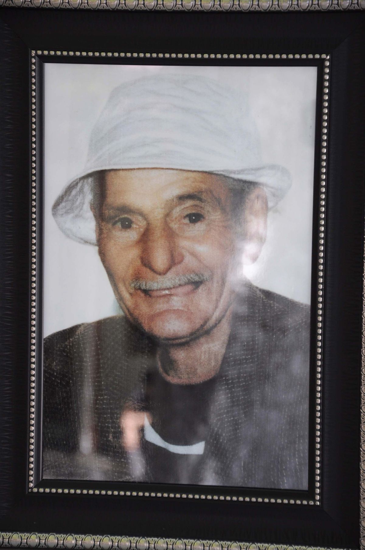 Kuşadası\'nın Sembol İsimlerinden Mustafa Vapurlu Hayatı Kaybetti
