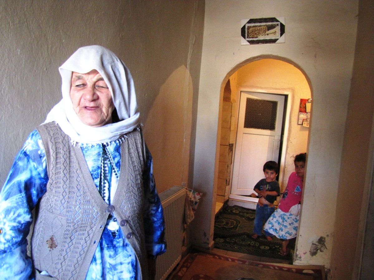 Nuh Eğitim Der\'den Vanlı Depremzedeye Ramazan Yardımı