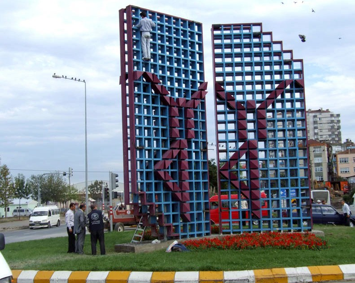 Trabzon'un Simgelerinden Metalden Horon Heykeli Artık Yok