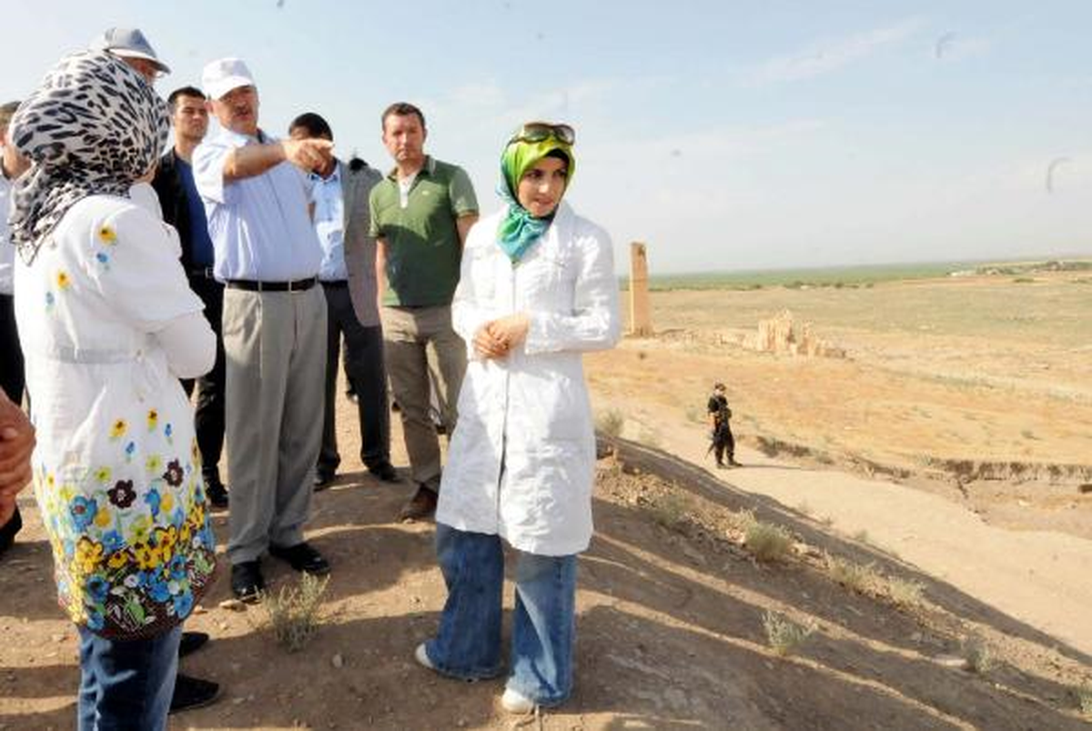 Vali Güvenç, Harran\'da İncelemelerde Bulundu