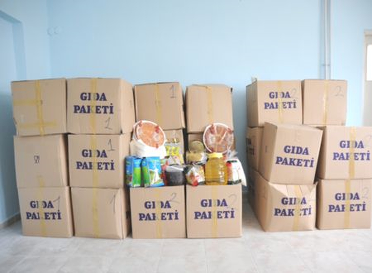 Ahlat Sydv\'den 400 Aileye Ramazan Yardımı