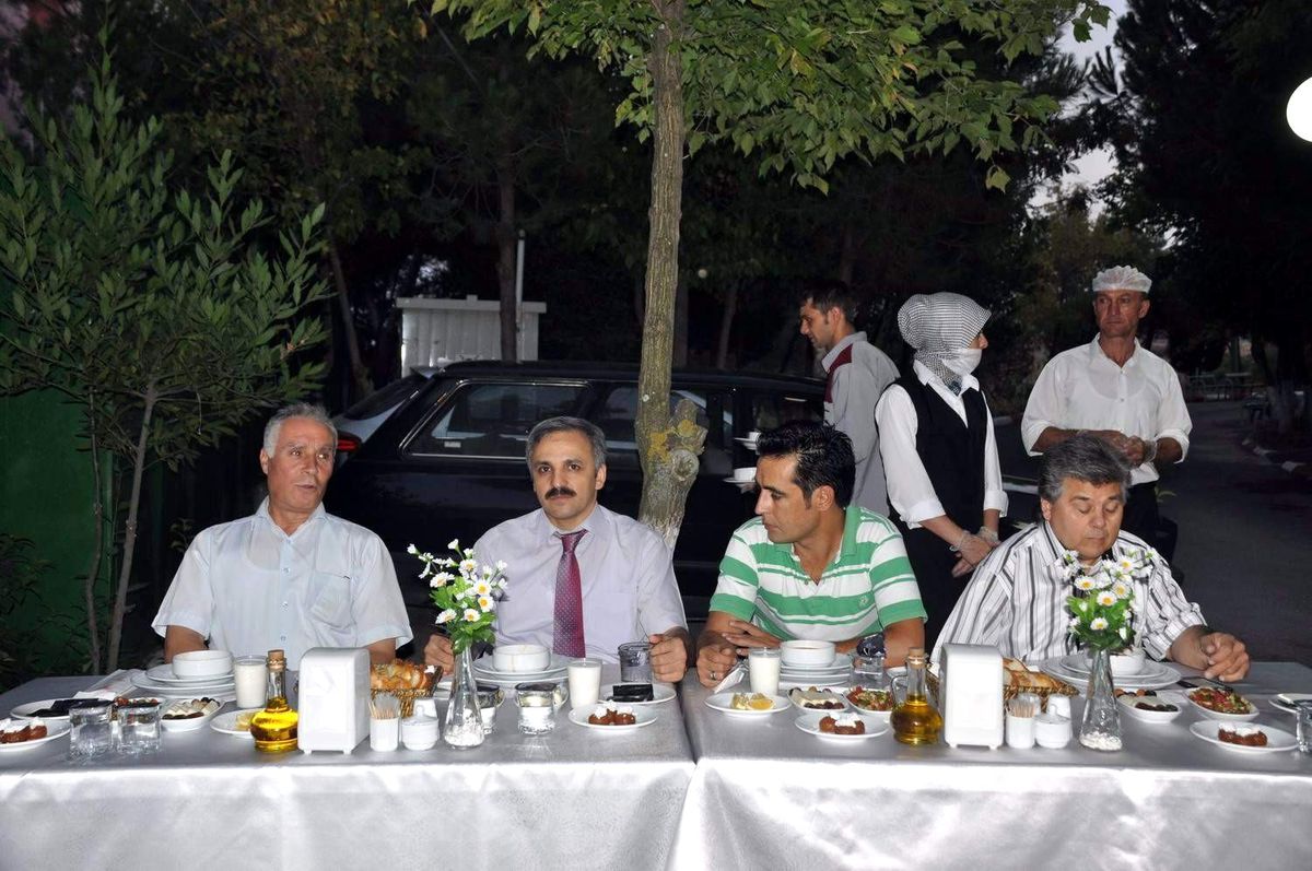 Balıkesir Aile ve Sosyal Politikalar İl Müdürlüğünden İftar