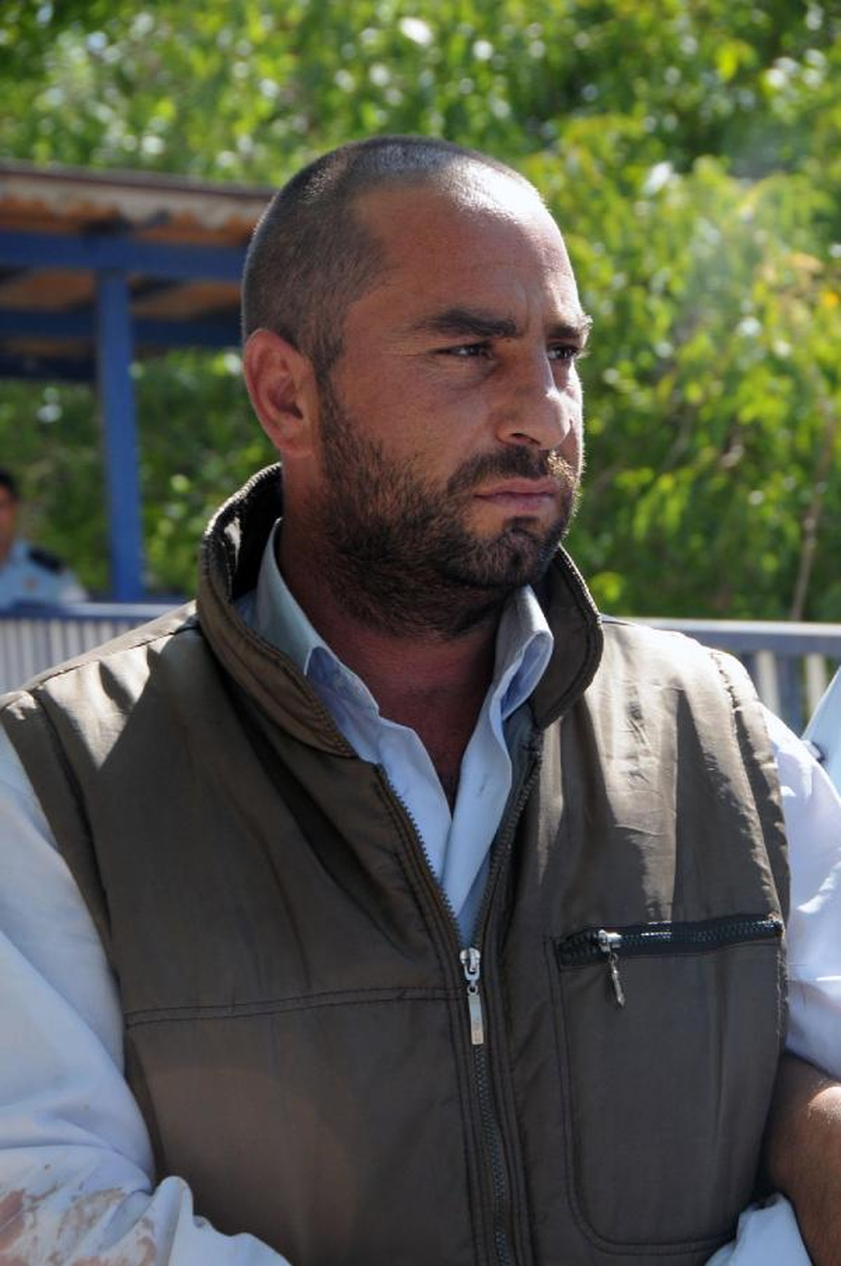 Barışmak İstemeyen Eşini Bıçakladı