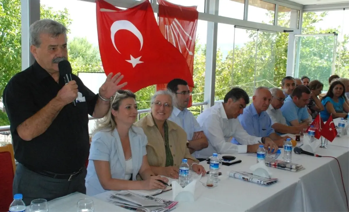 CHP İzmir İl Toplantısı Bergama\'da Yapıldı