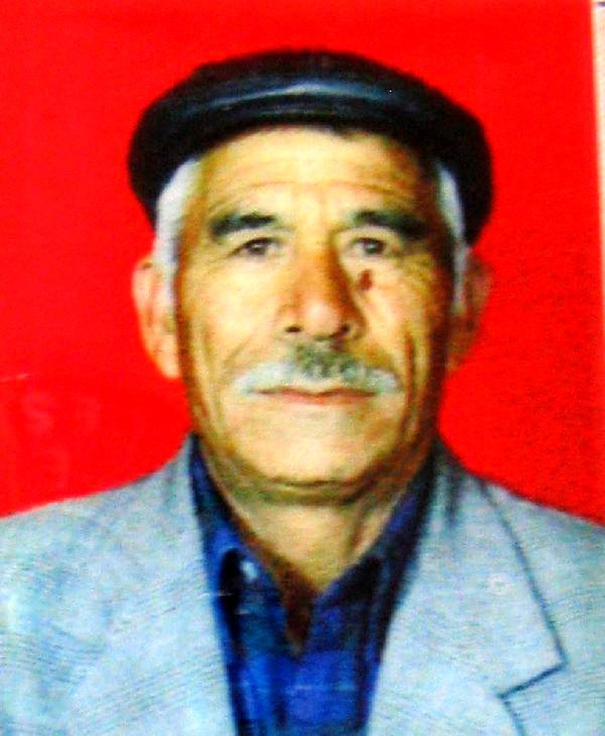 Babasını Domuz Sanıp Öldürdü