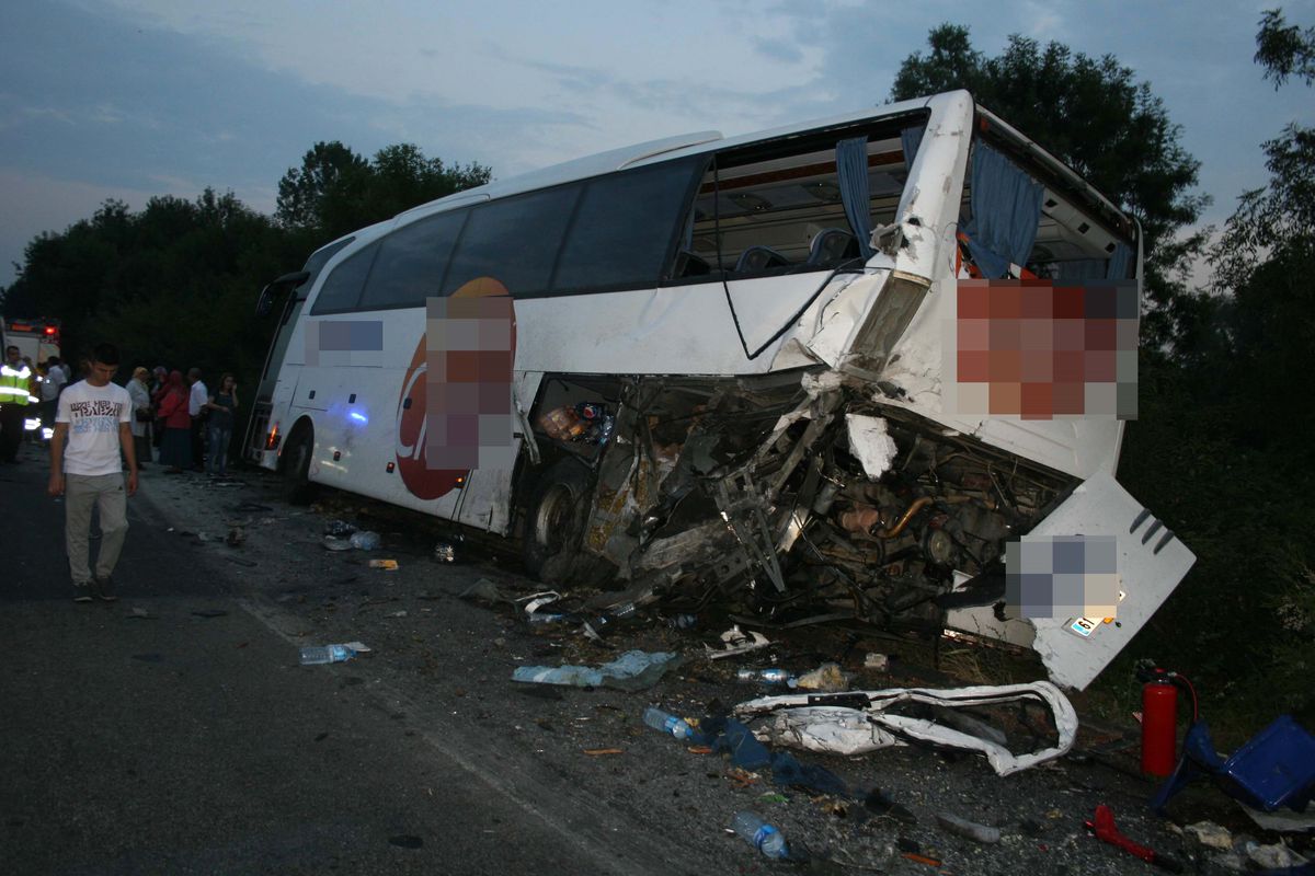 Düzce Tem Otoyolunda Faciadan Dönüldü