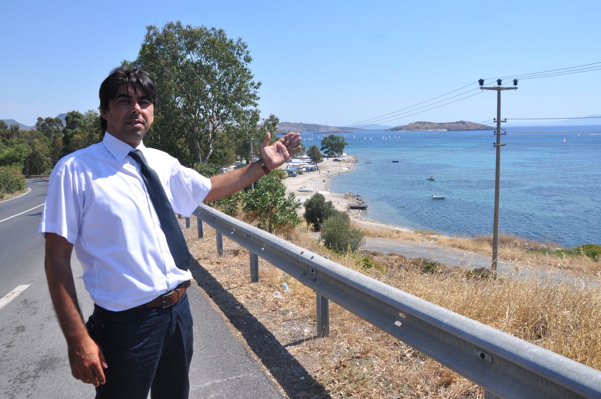 Foça 4 Yıldızlı Otel İçin Yatırımcı Arıyor