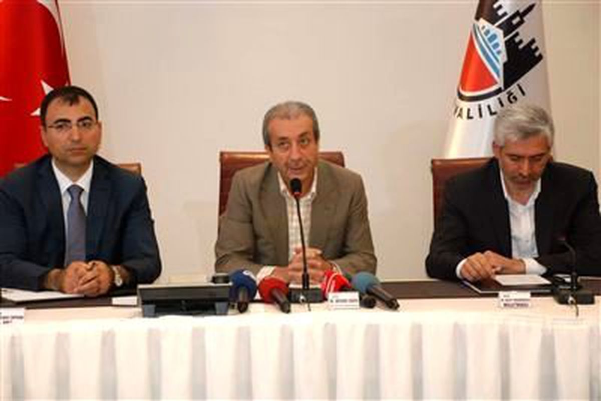 Gıda, Tarım ve Hayvancılık Bakanı Eker, Diyarbakır\'da