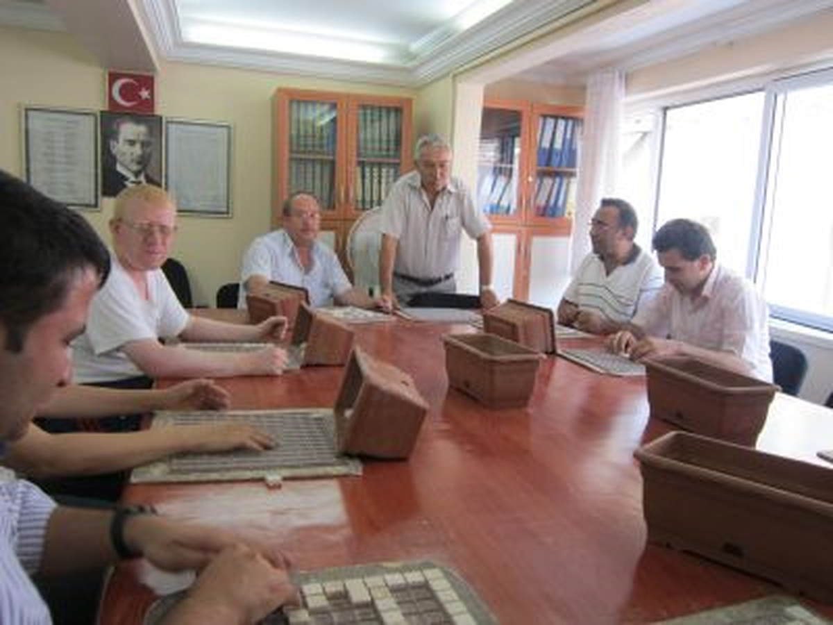 Görme Engelliler Mozaik Sanatı ile Tanışıyor