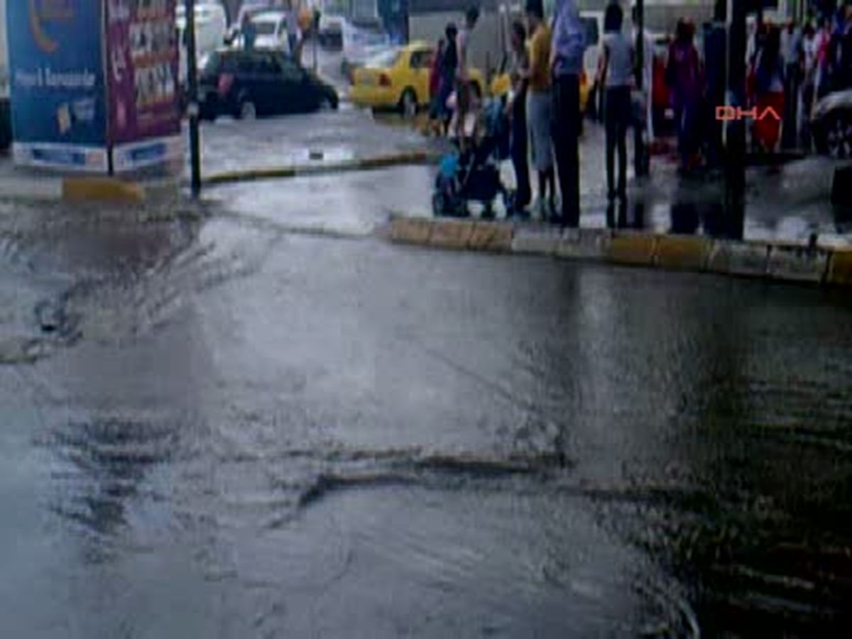 İstanbul\'da Sağanak Yağmur