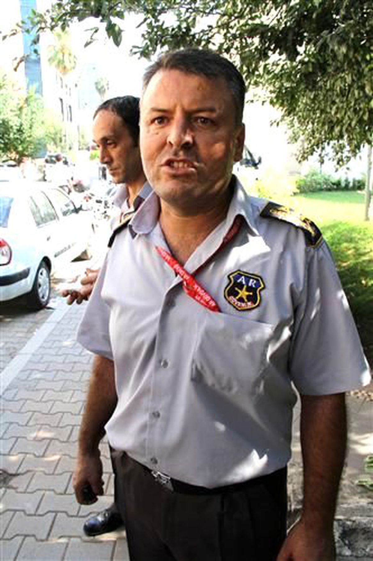 Kahraman Güvenlikçi Kapkaççıyı Yakaladı