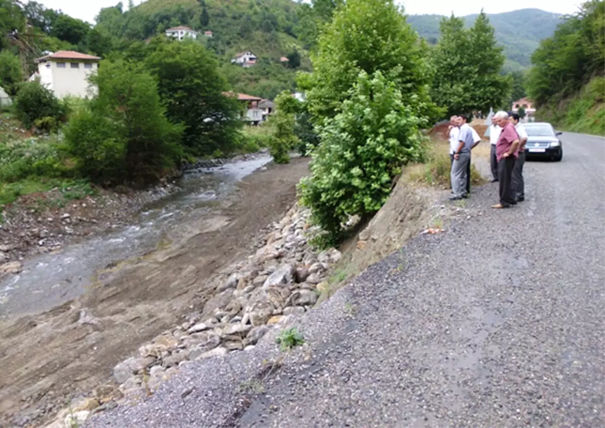 Kaymakam Malğaç Köylerdeki Çalışmaları İnceledi