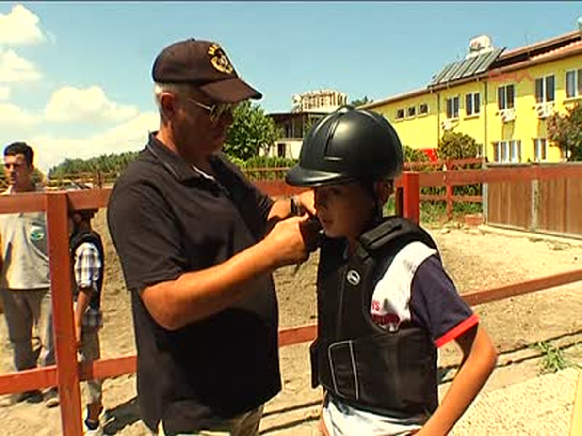 Kimsesiz Çocuklara Binicilik Eğitimi