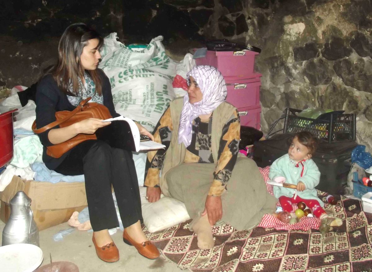 Meryem ve Annesini Jandarma Koruyor
