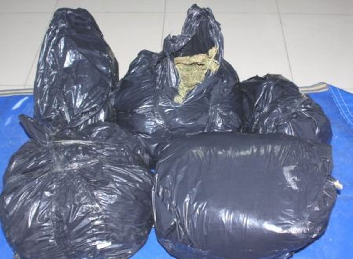 Ödemiş\'te 22 Kilo Kubar Esrar Maddesi Ele Geçirildi