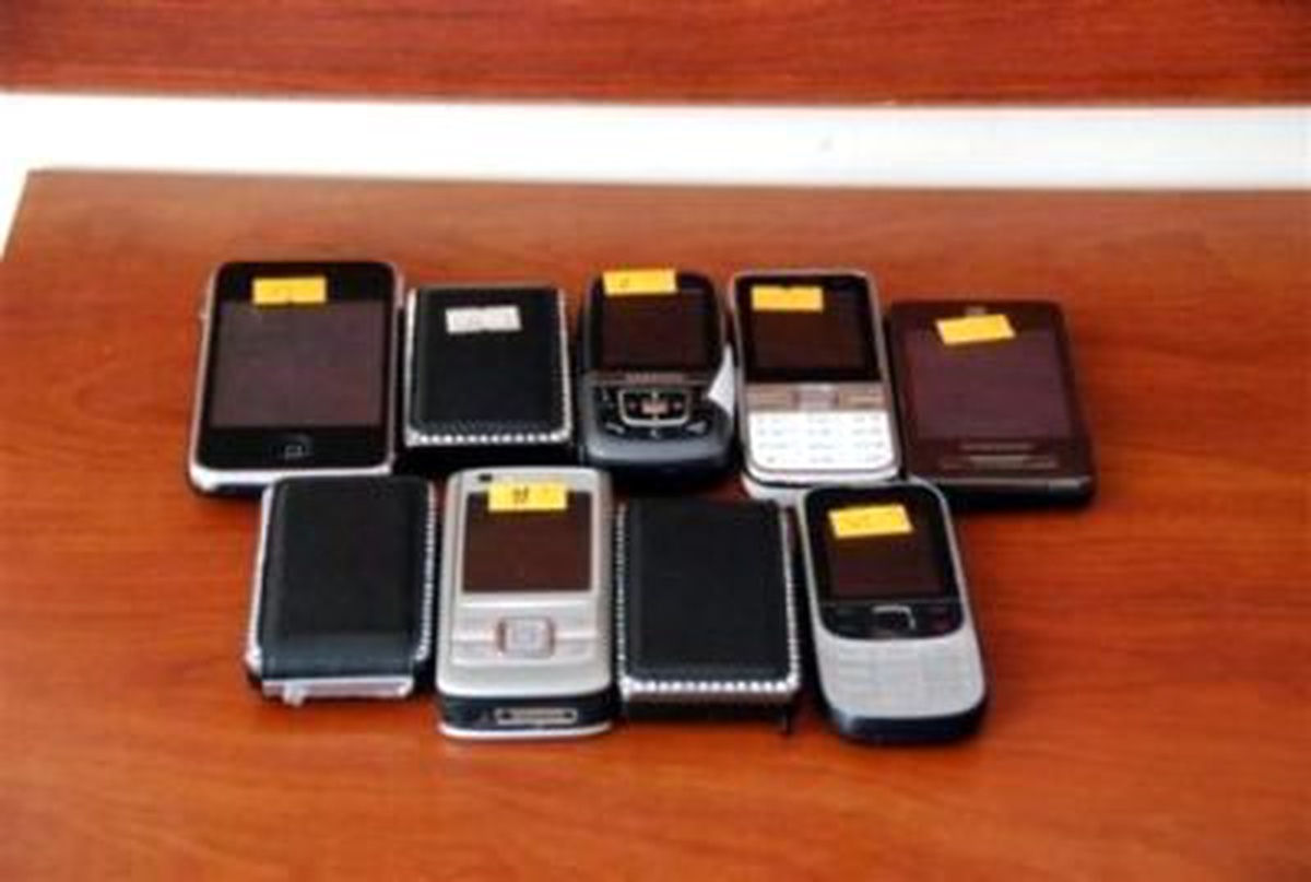 Samsun\'da Asayiş -Gümrük Kaçağı Cep Telefonu