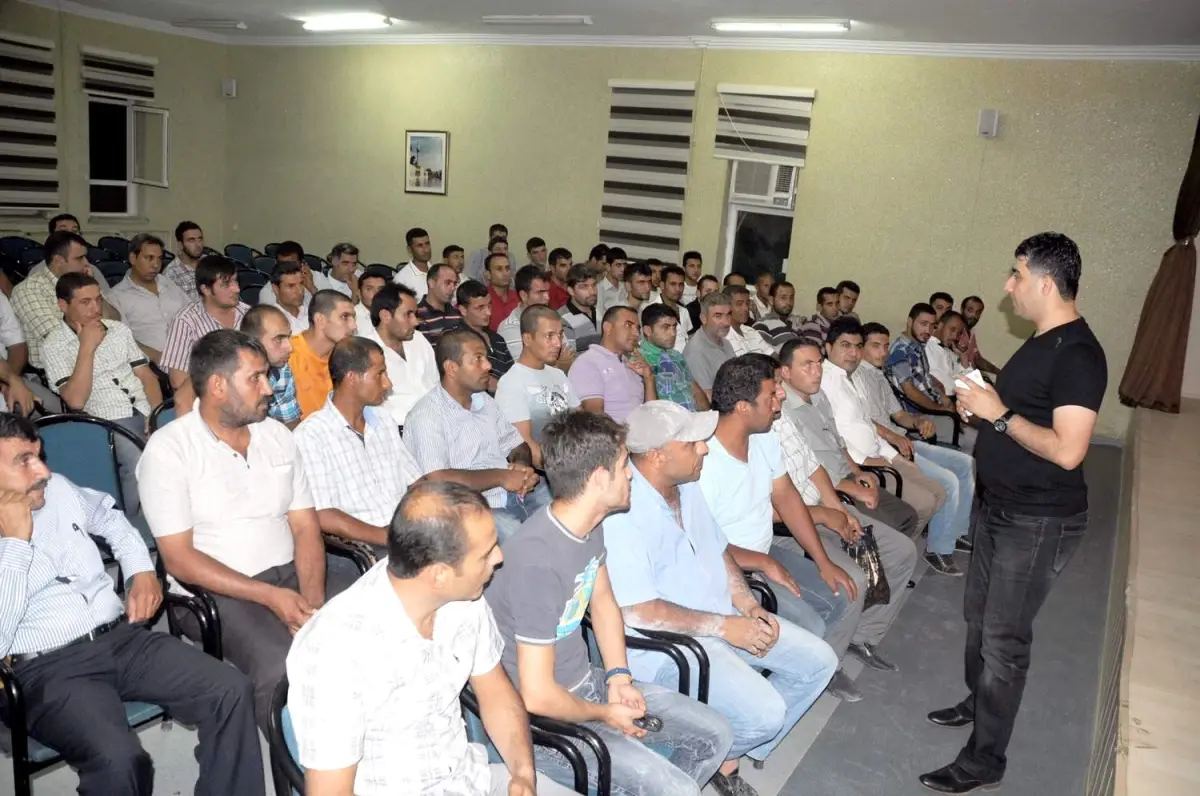 Sığınmacı Kampına Alınacak Güvenlikçilere Seminer Verildi