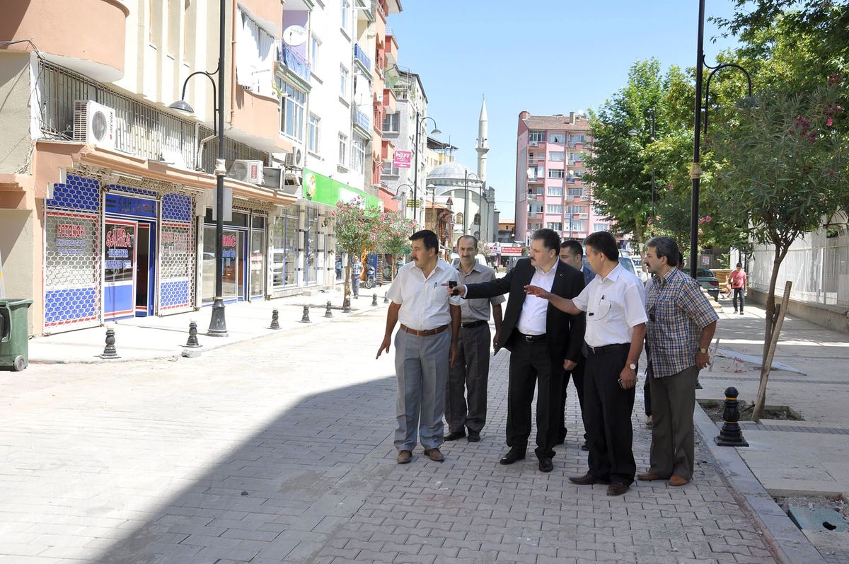 Sinema Caddesi\'ndeki Düzenleme Çalışmaları Tamamlandı