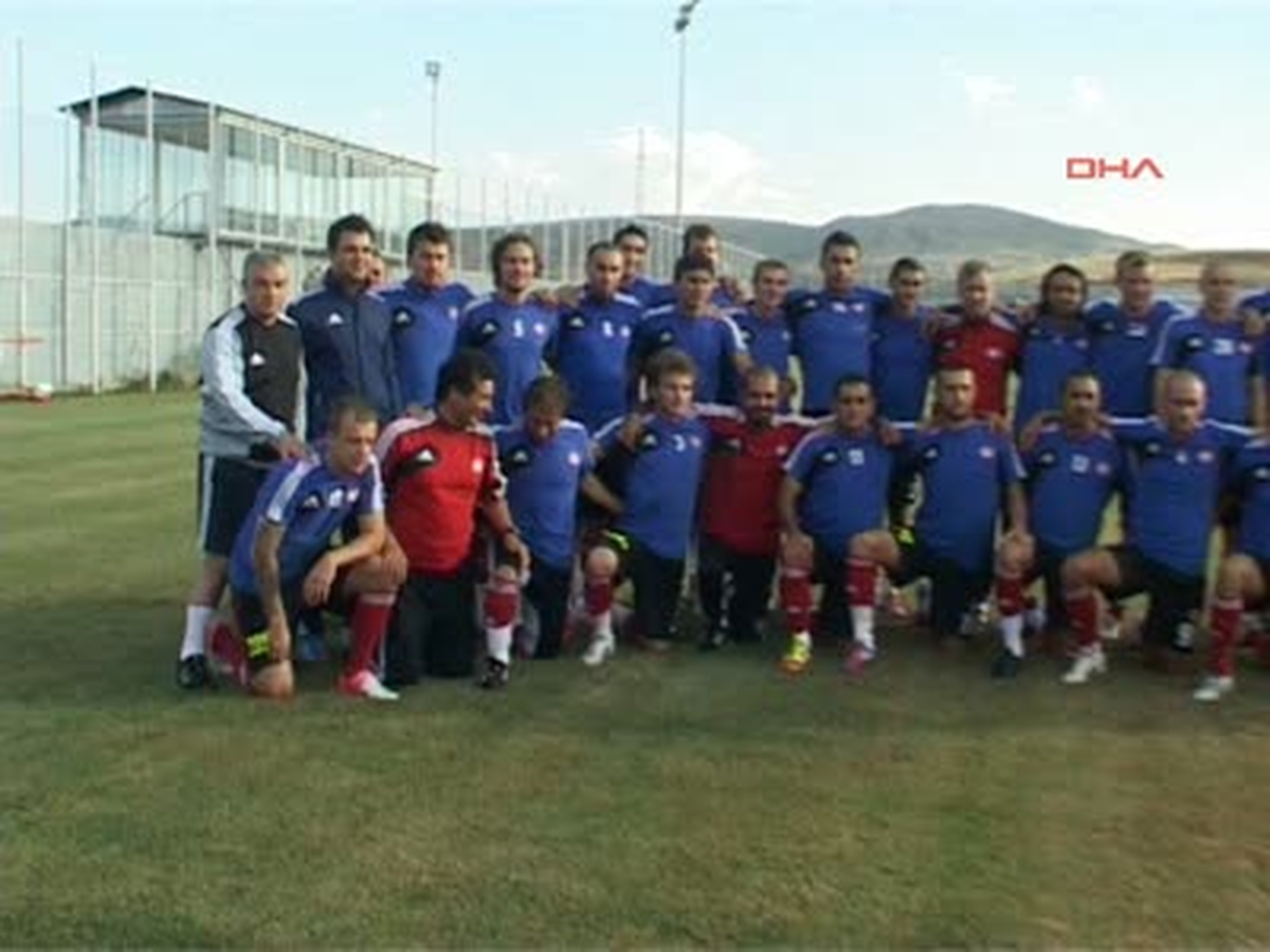 Sivasspor Teknik Direktörü Çalımbay Oyuncu Alamazsak İşimiz Zor