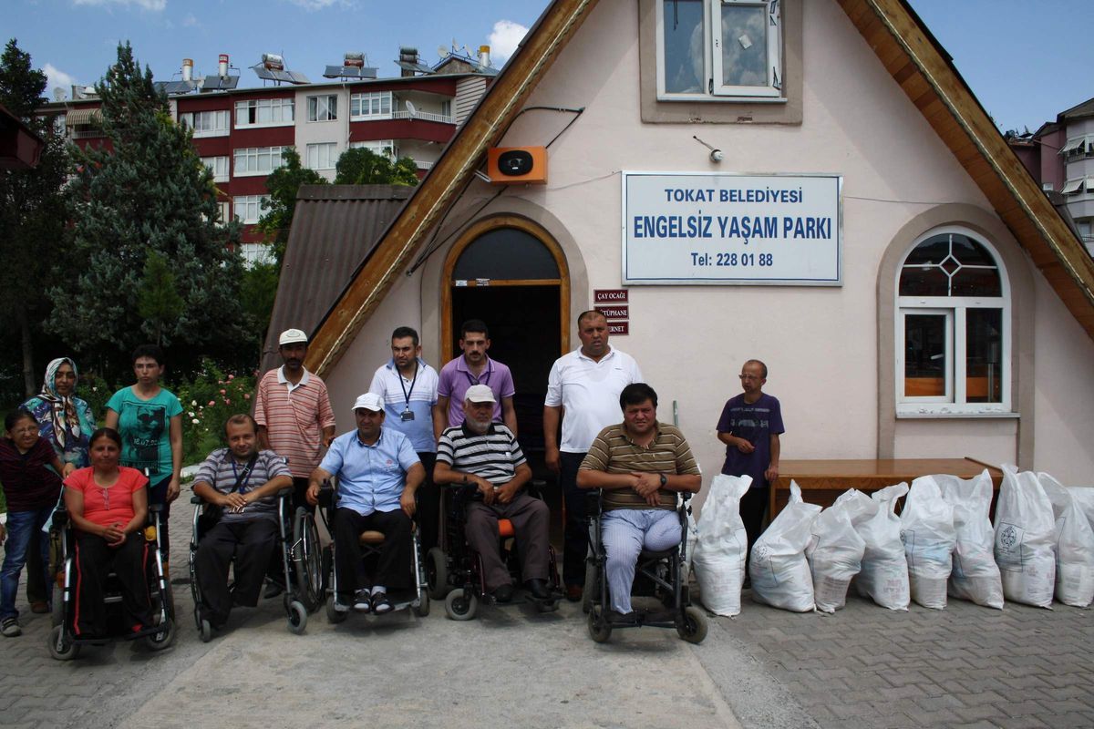 Tokat\'ta Engelli Ailelere Ramazan Yardımı