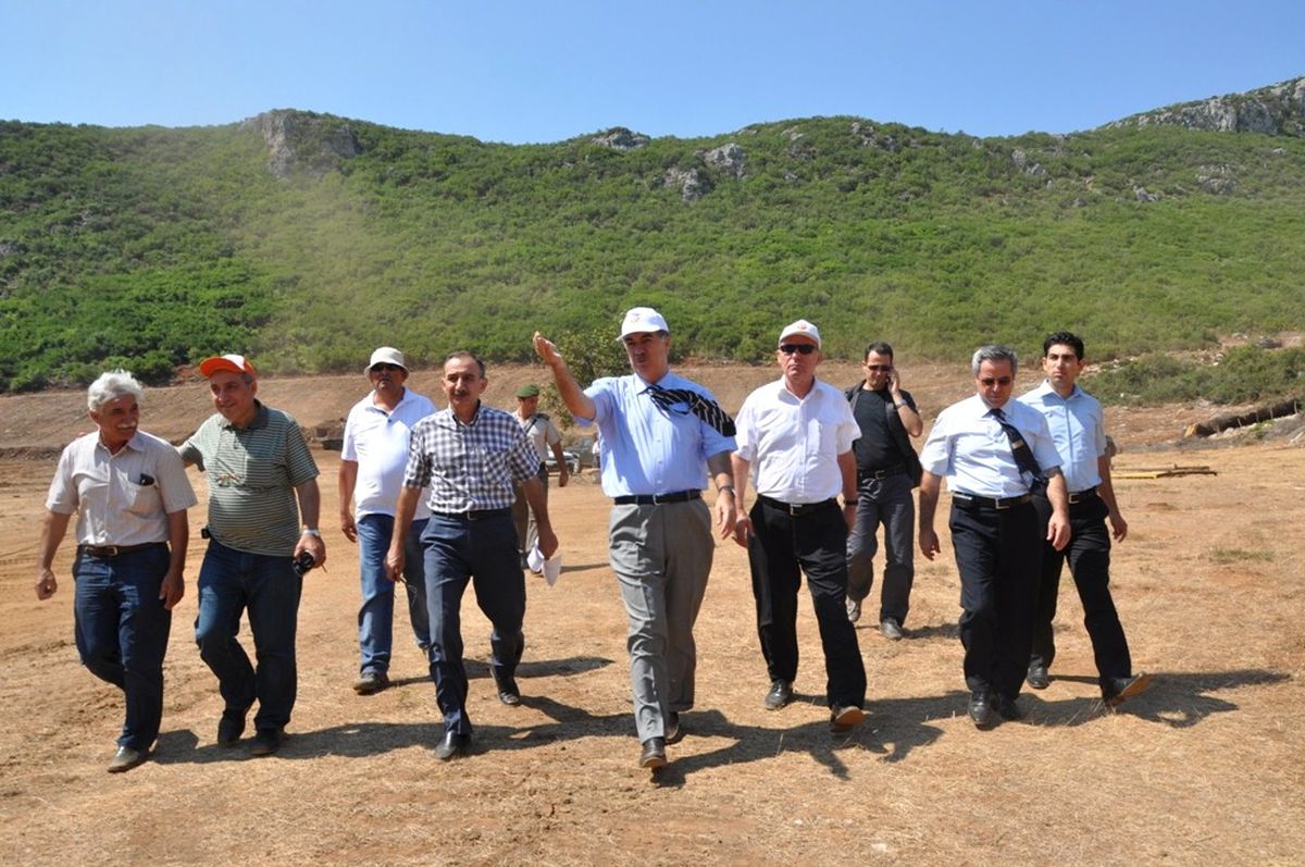 Vali Al\'dan Balatçık ve Kirazlı Göletlerinde İnceleme
