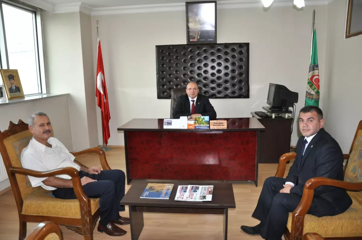 Vali Amir Çiçek, Ziraat Odası Başkanlığ'nı Ziyaret Etti