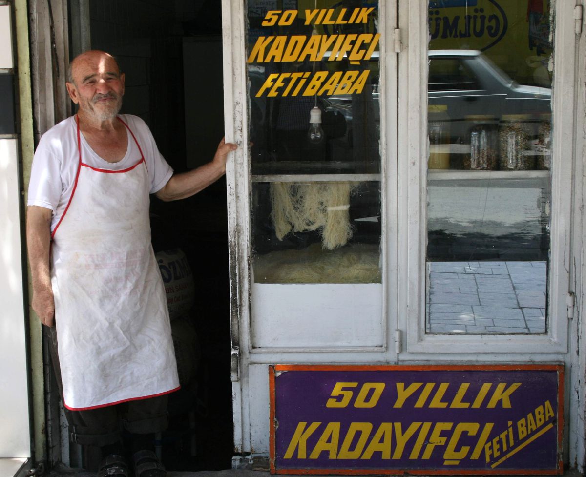 Yarım Asırdır Kadayıf Ustası