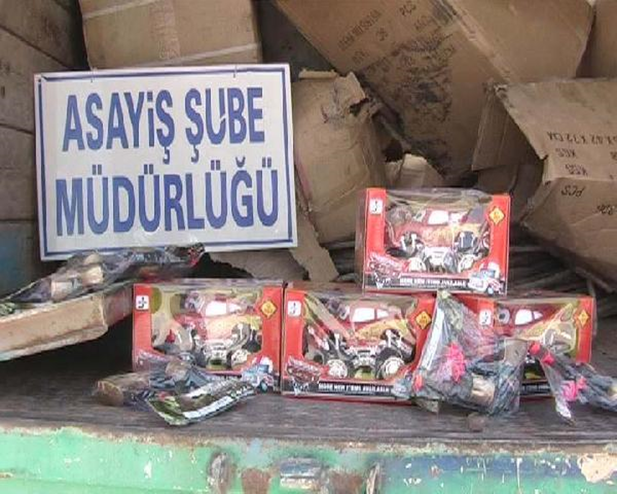 10 Bin Lira Değerindeki Oyuncakları Çalan 2 Şüpheli Yakalandı