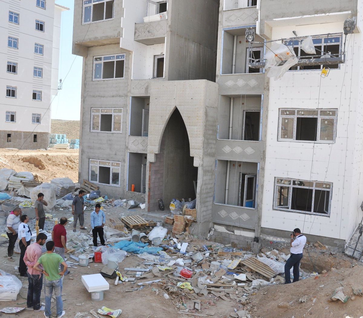 3. Kattan Düşen İşçi Yaralandı