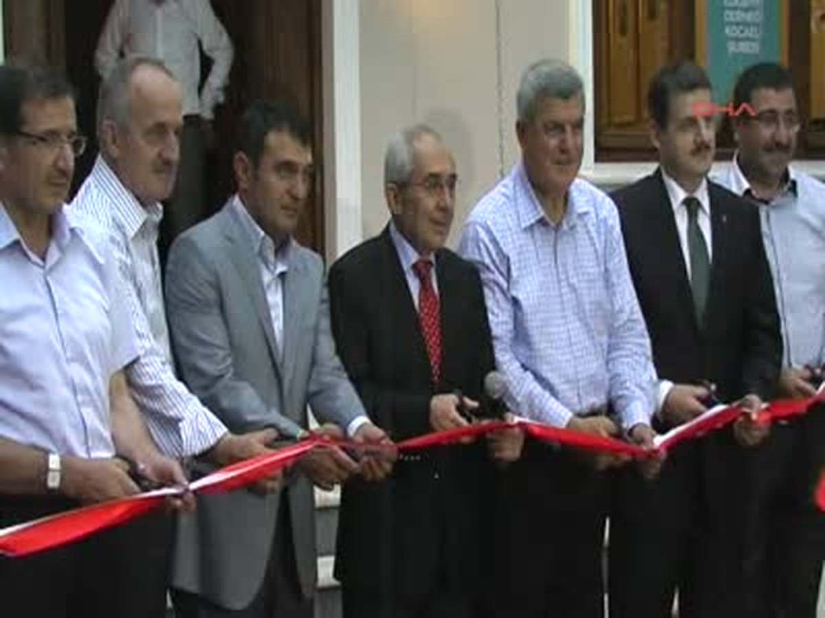 AK Parti Genel Başkan Yardımcısı Ekrem Erdem."Kendisini İfade Edemeyen İnsanlar Şiddete Başvurur"...