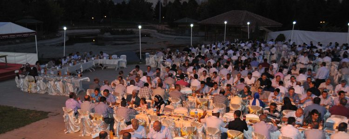 Akdoğan İftar Yemeği Düzenledi