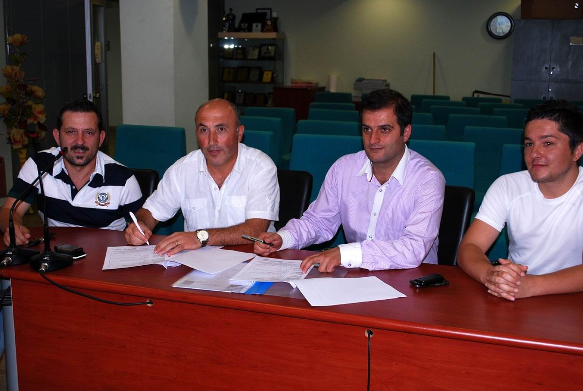 Burgazspor Üzüm\'e Emanet