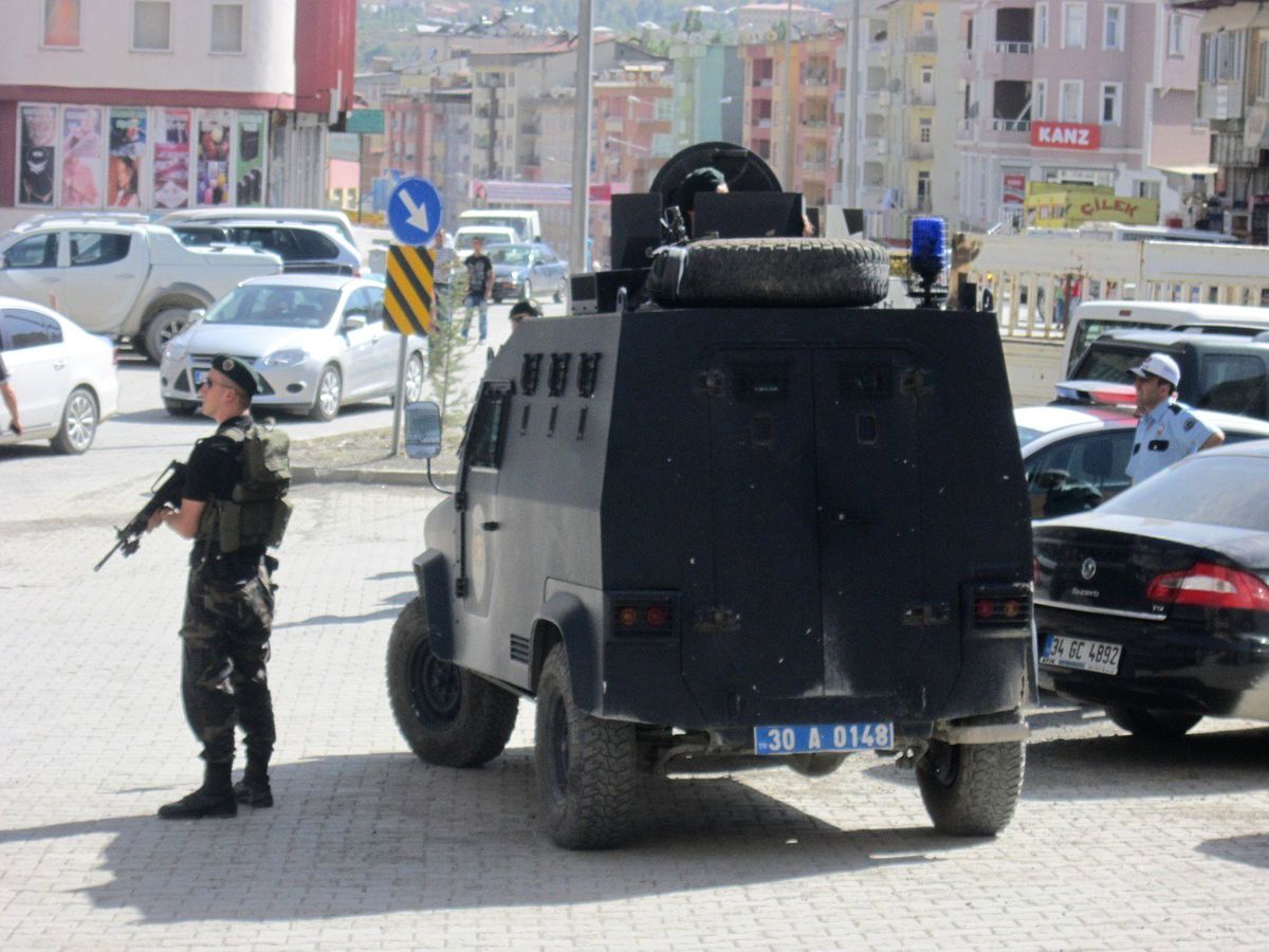 CHP Şemdinli Heyeti Hakkari\'de