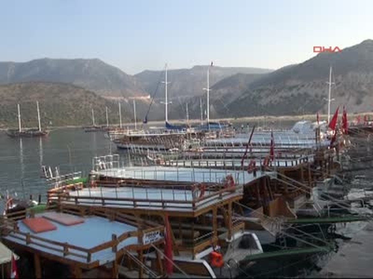 Demre\'nin Kadın Kapatanları