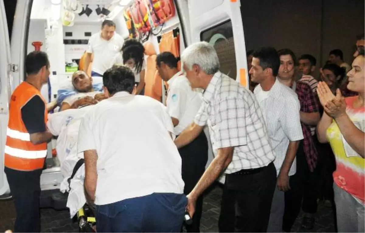 Gazi Mustafa, Turgutlu\'da Alkışlarla Karşılandı