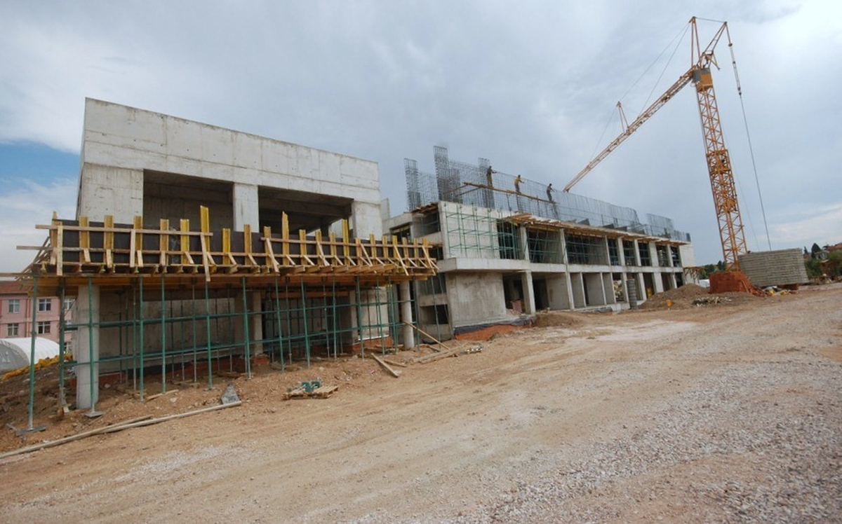 Gediz Devlet Hastanesi İnşaatı Hızla İlerliyor