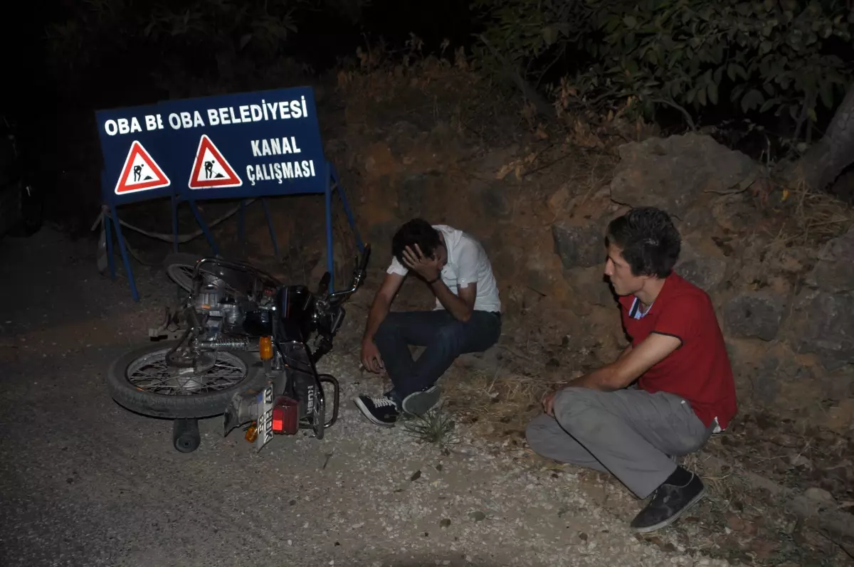 Hırsızlık İhbarına Giden Polisin Dur İhtarına Uymadılar
