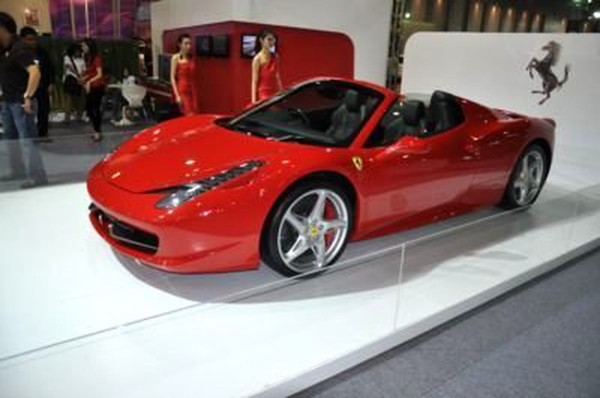 İlk 7 Ayda 10 Ferrari Satıldı