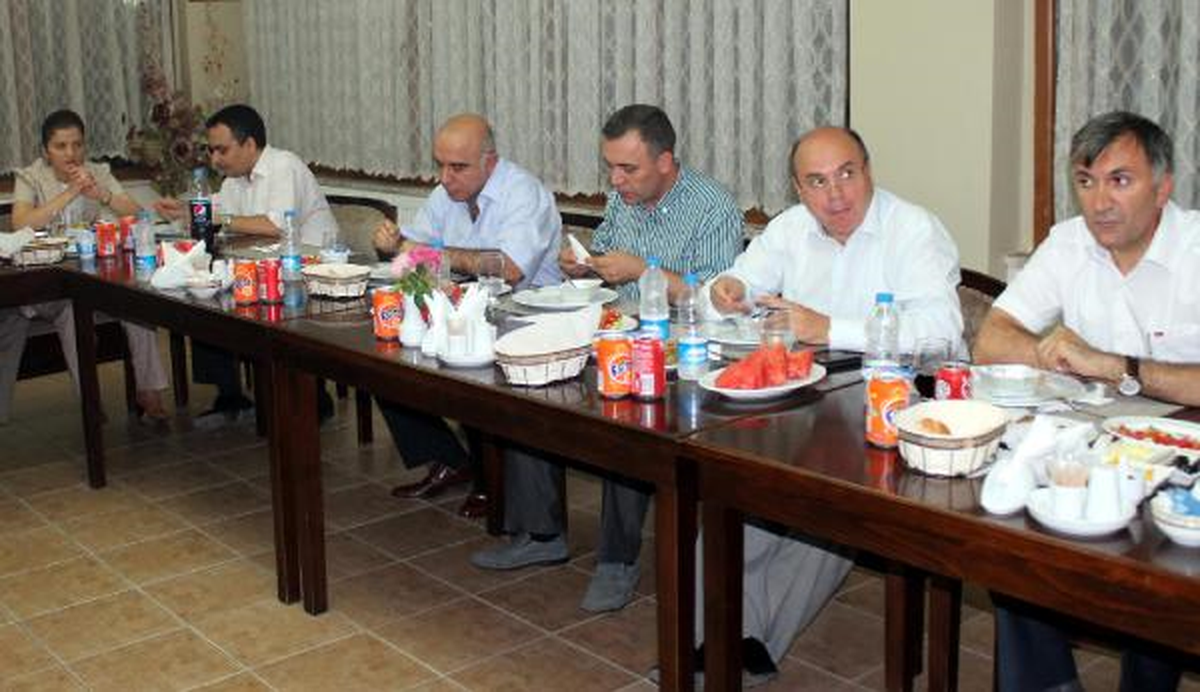 Iğdır Valisi Çiçek\'ten Başbakan ve Bakanlara Teşekkür