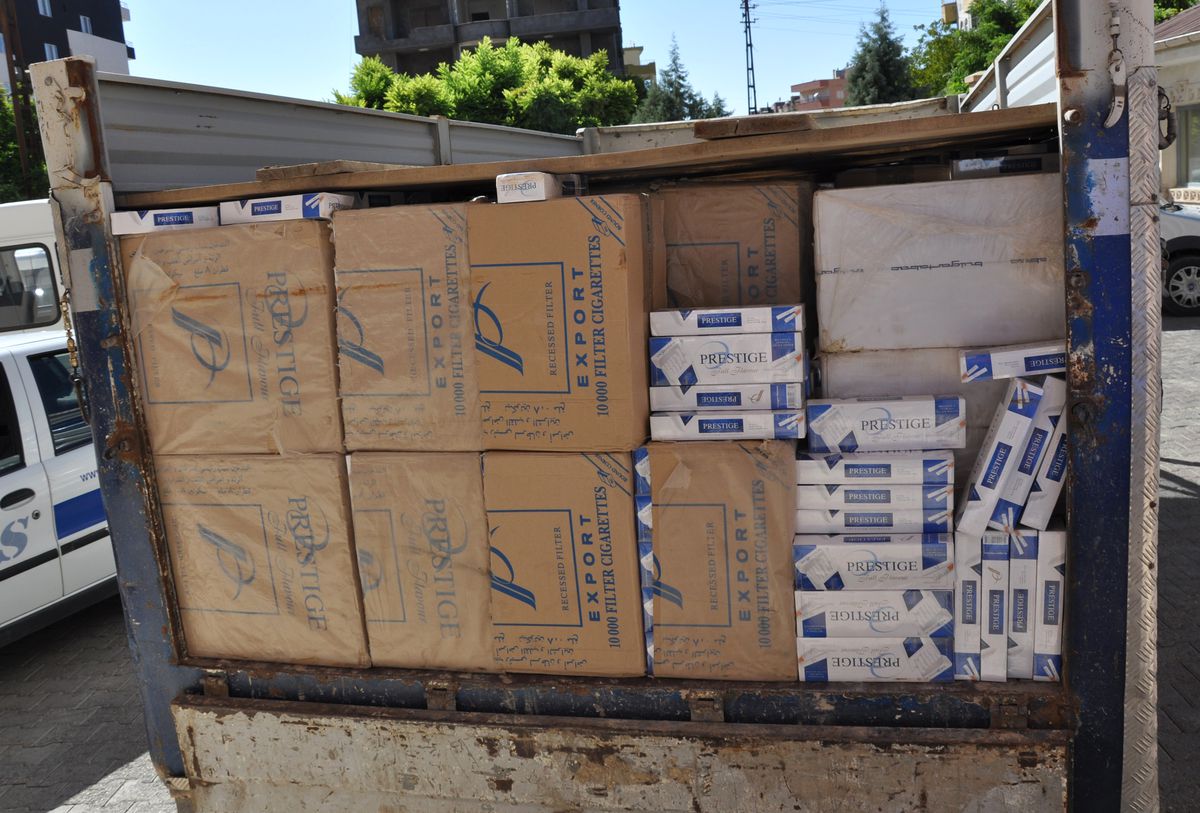 Midyat\'ta Kaçak Sigara Operasyonu