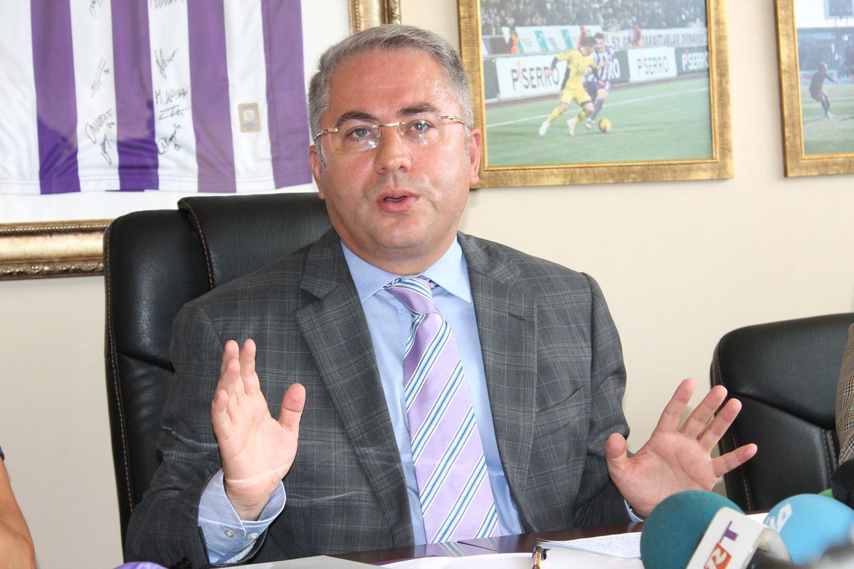 Nedim Türkmen: "Aziz Yıldırım, Sünnetçi Korkusu Salıyor"