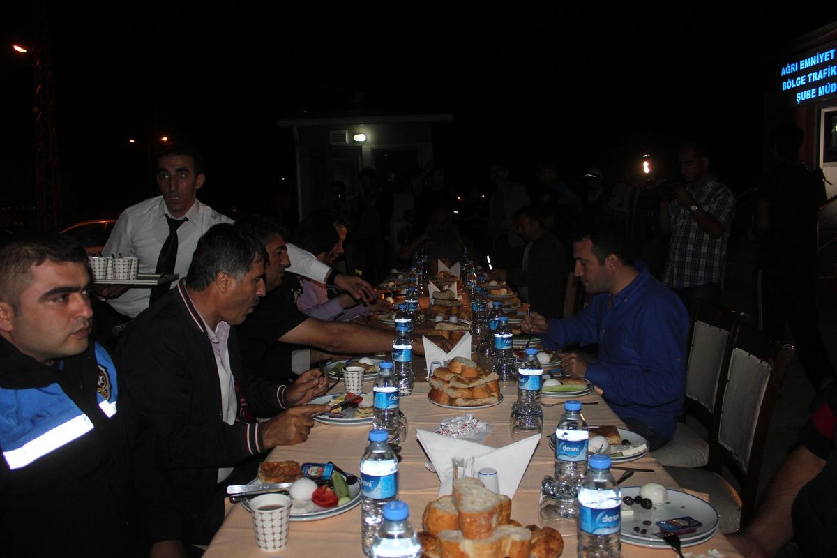 Polisten Şaşırtan Uygulama