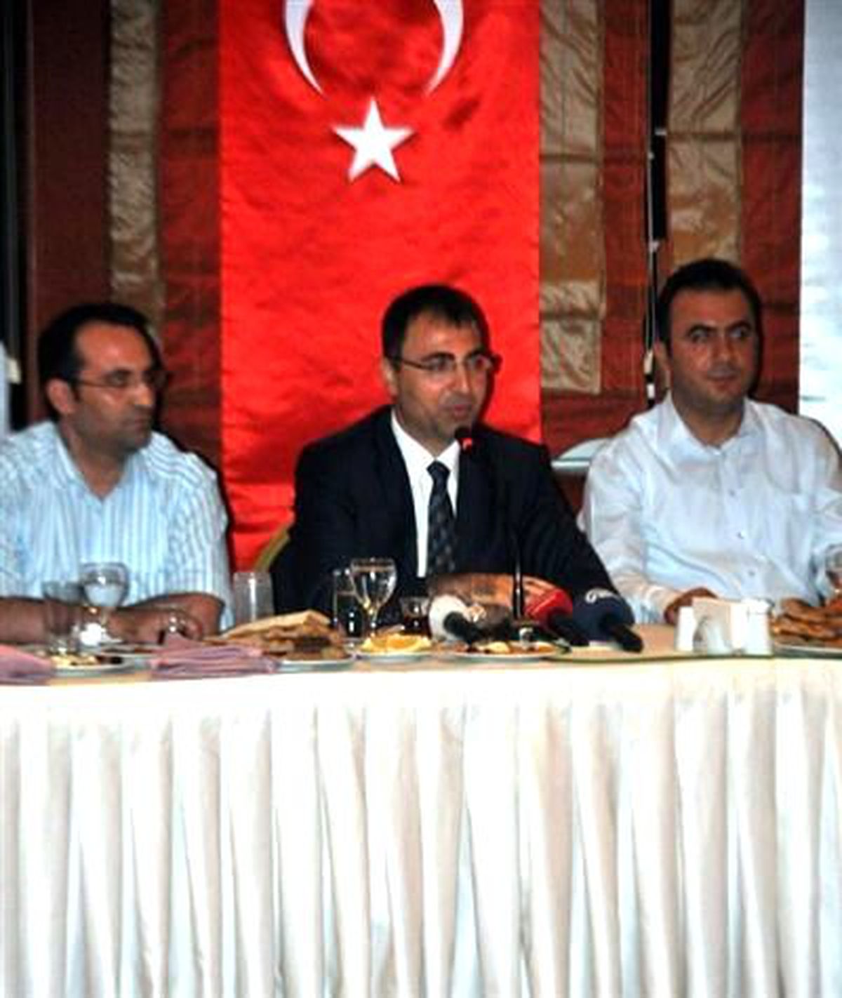 Şehit Aileleri ve Gazilere İftar Yemeği