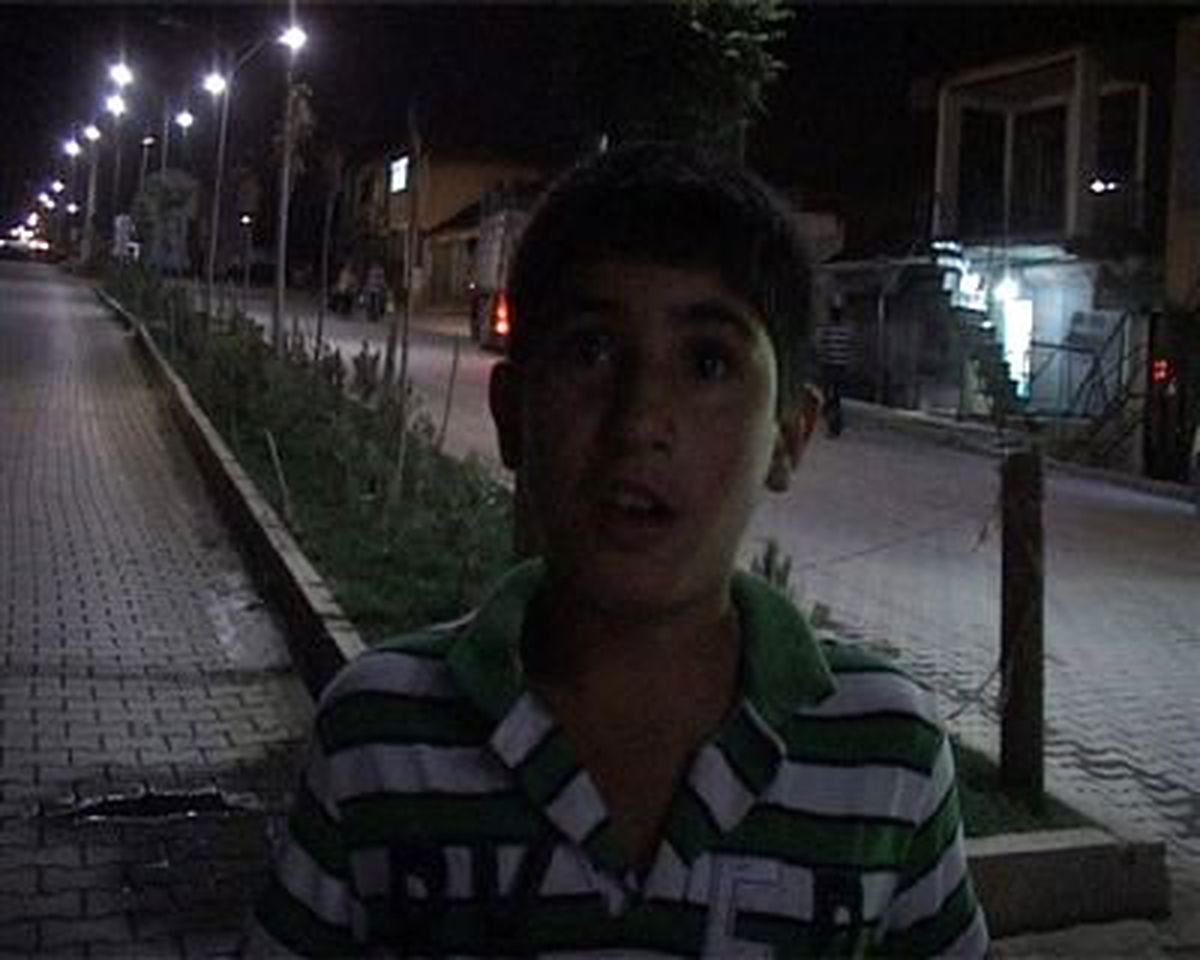 Şemdinli Çarşı Merkezi Boşaldı
