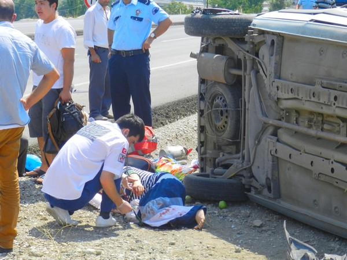 4 Ayrı Kazada 15 Kişi Yaralandı